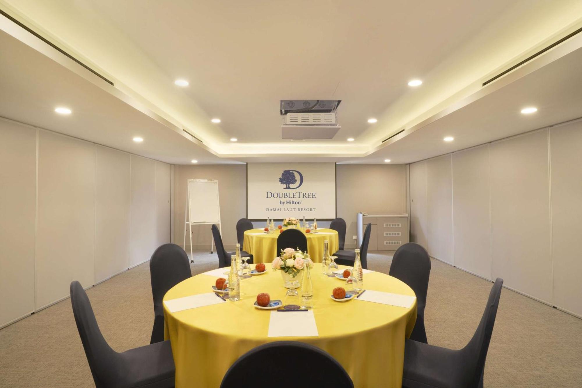 מלון לומוט Doubletree By Hilton Damai Laut מראה חיצוני תמונה