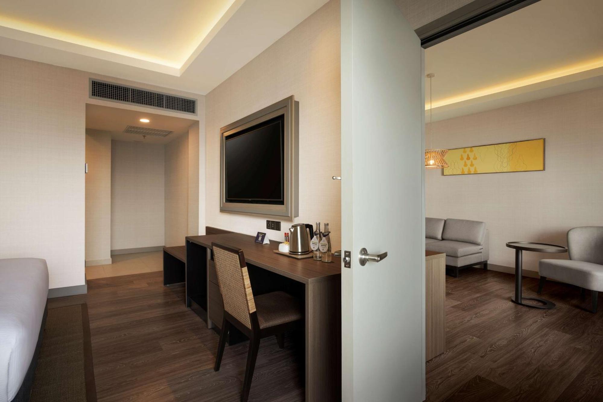מלון לומוט Doubletree By Hilton Damai Laut מראה חיצוני תמונה
