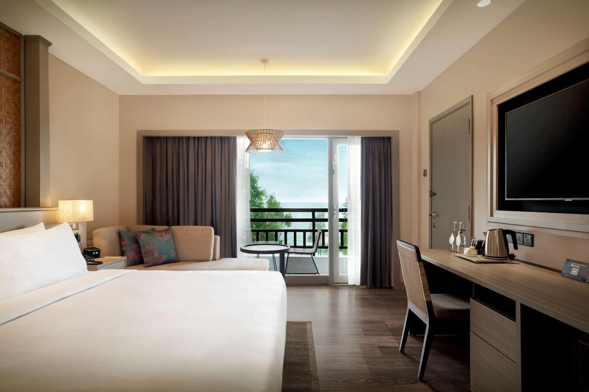 מלון לומוט Doubletree By Hilton Damai Laut מראה חיצוני תמונה