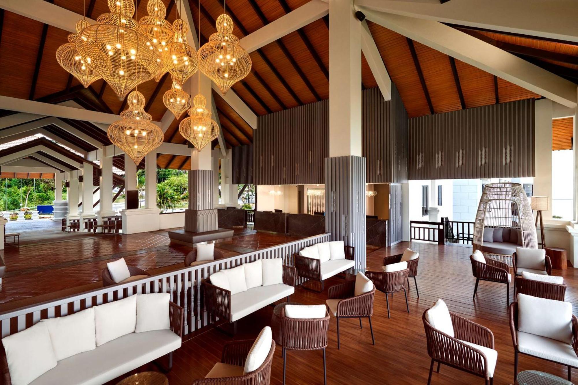 מלון לומוט Doubletree By Hilton Damai Laut מראה חיצוני תמונה